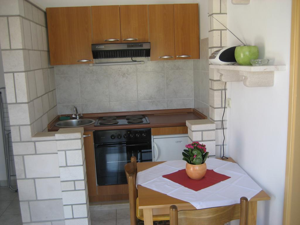 Apartments Katica Lumbarda Pokoj fotografie